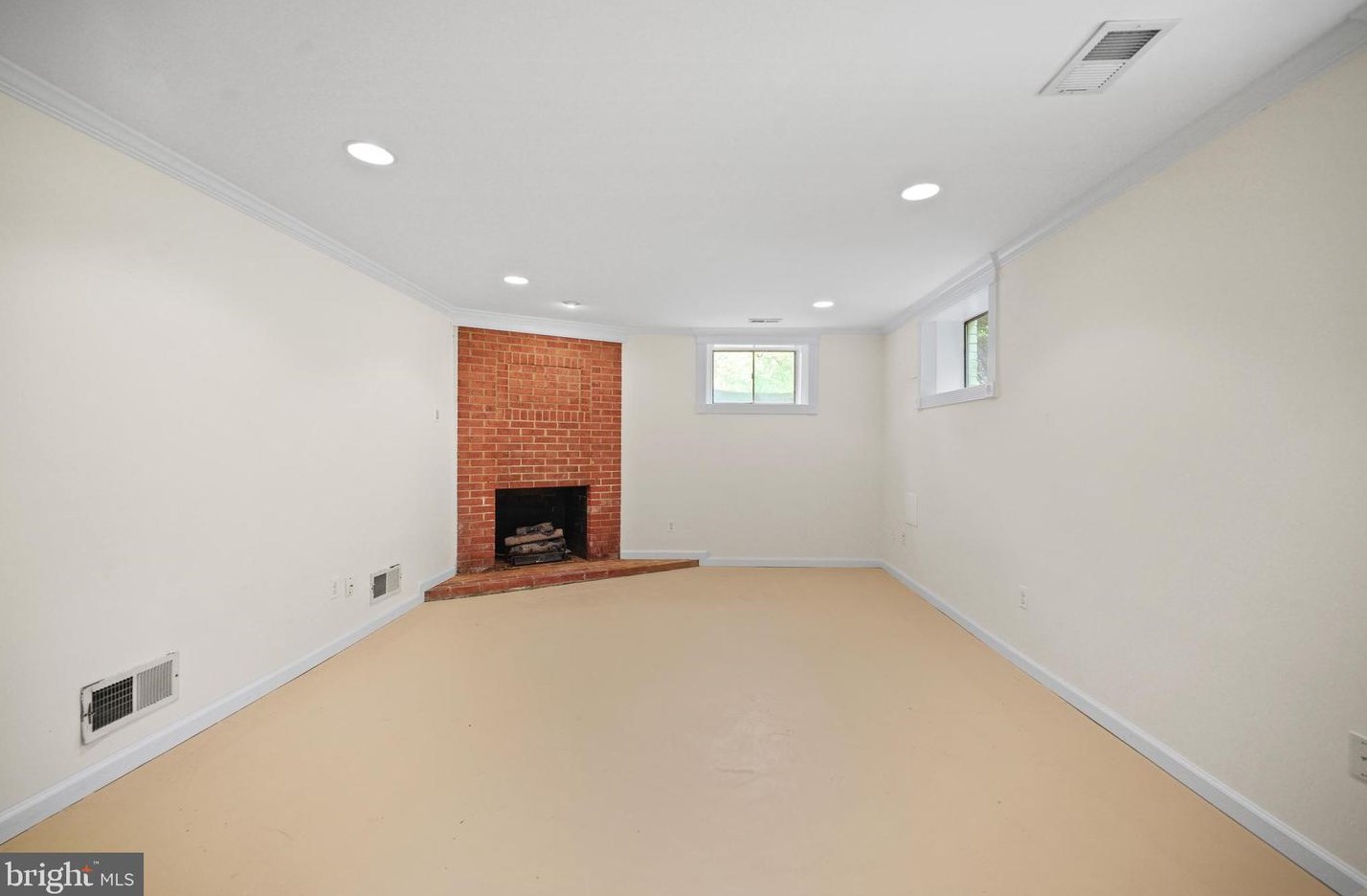 12830 Lacy Dr, Silver Spring MD 20904-2917 exterior