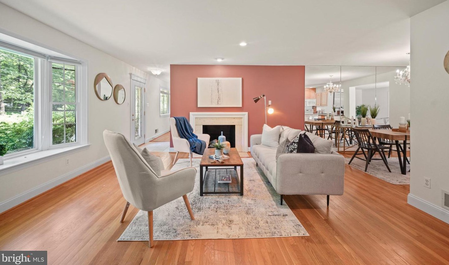 12830 Lacy Dr, Silver Spring MD 20904-2917 exterior