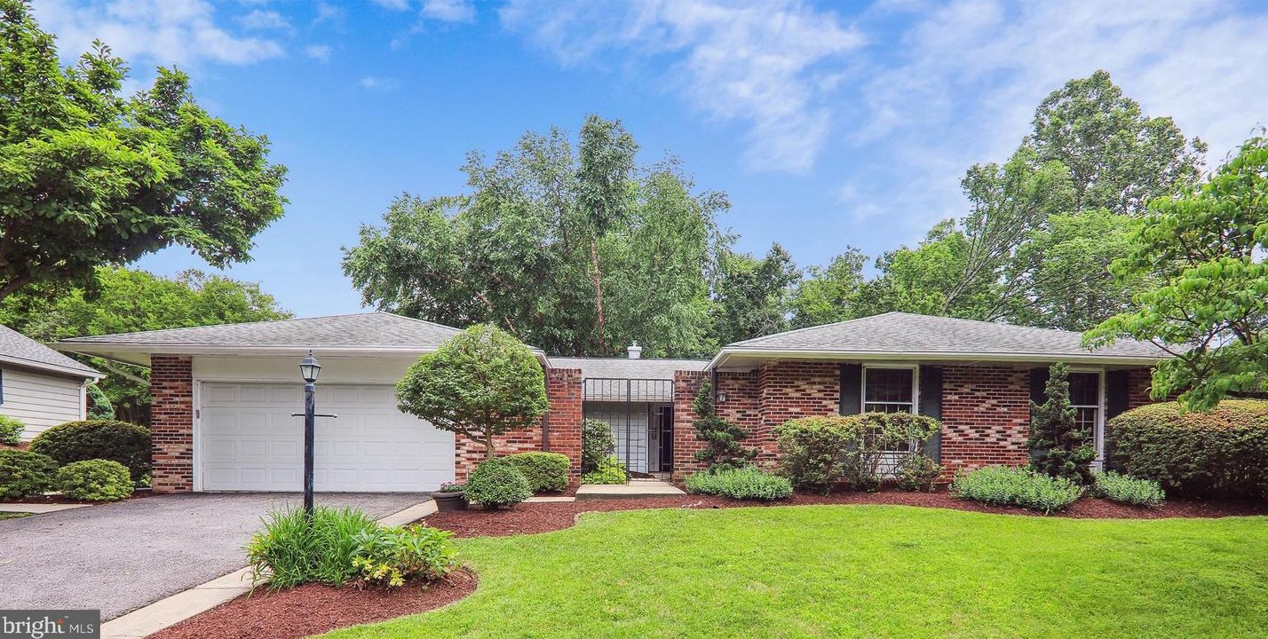 3012 Birchtree Ln, Silver Spring, MD 20906