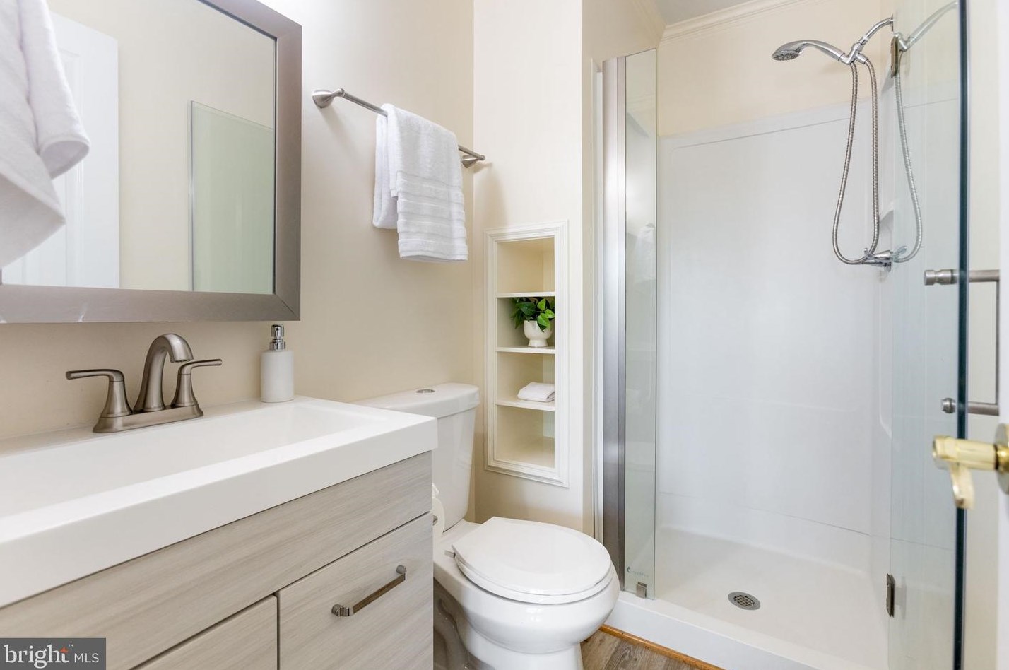 11146 Black Forest Way, Gaithersburg MD  20879-3140 exterior