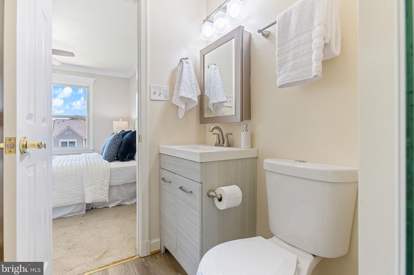 11146 Black Forest Way, Gaithersburg MD  20879-3140 exterior