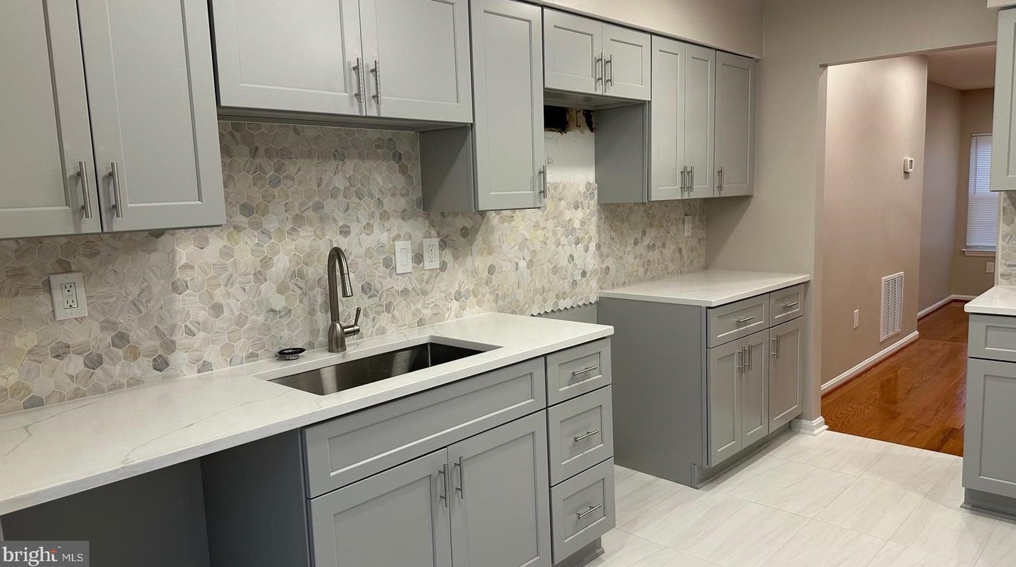 12308 Sandy Point Ct, Silver Spring, MD 20904