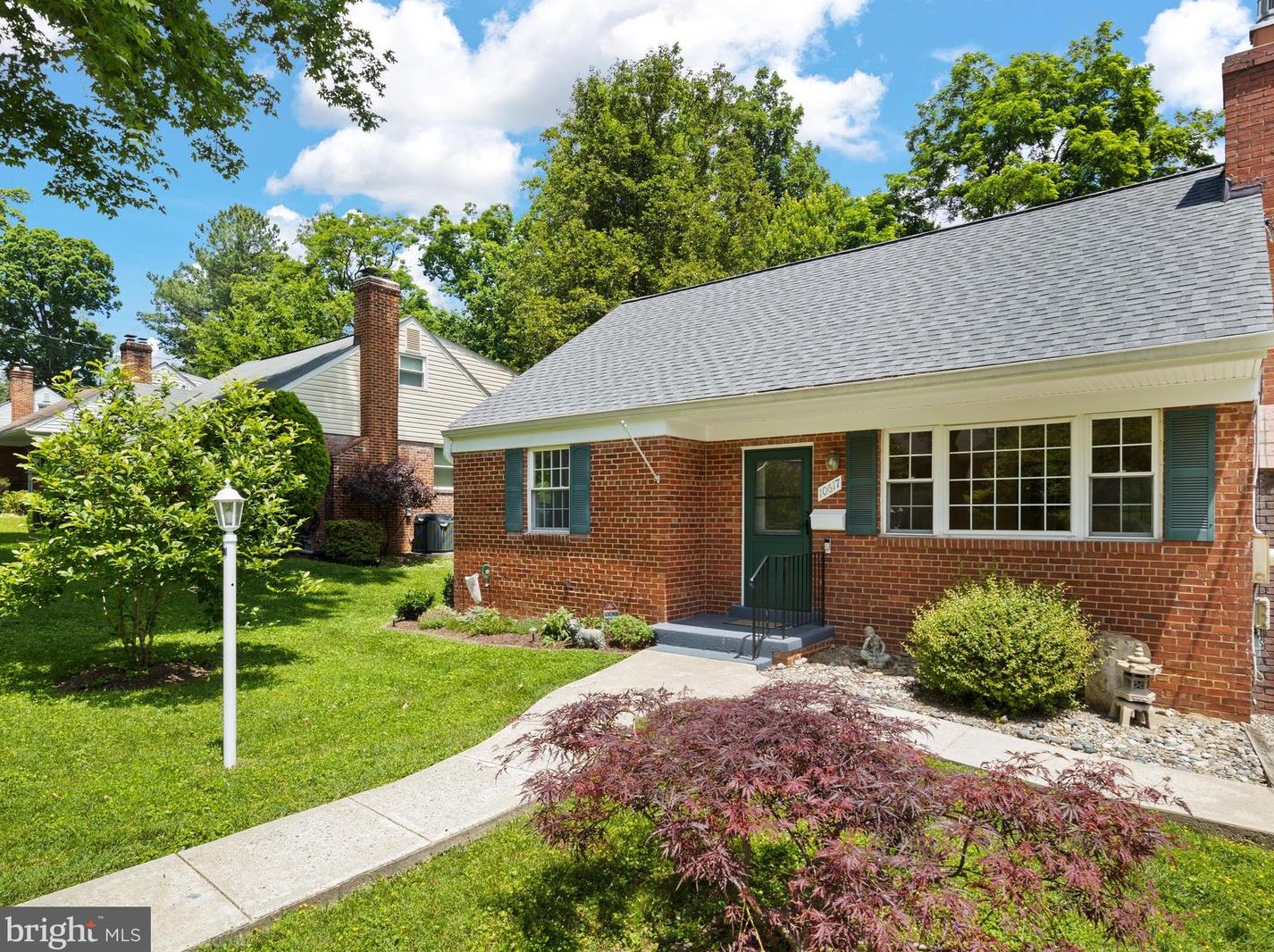 10617 Eastwood Ave, Silver Spring, MD 20901-1728