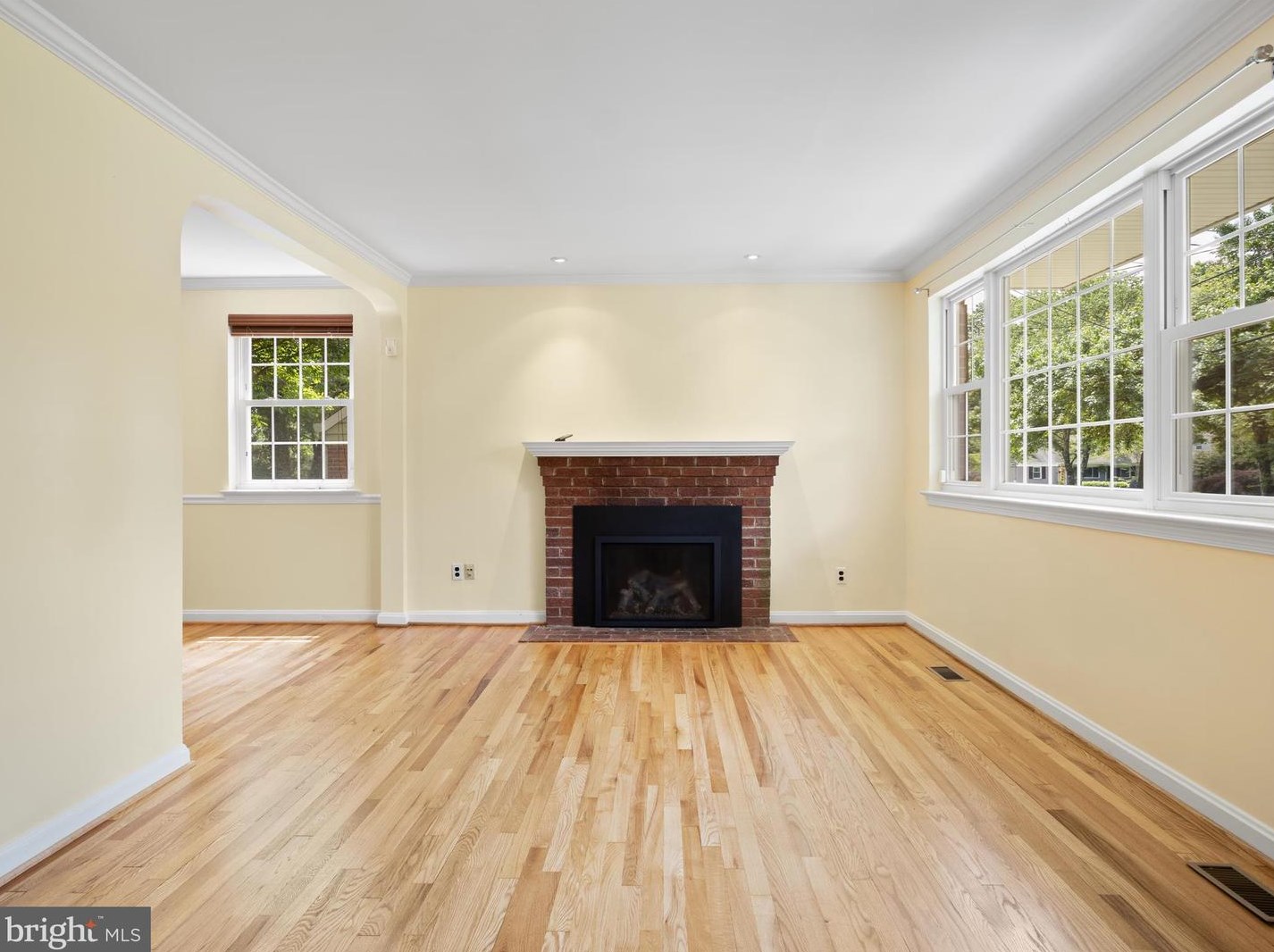 10617 Eastwood Ave, Silver Spring MD 20901-1728 exterior