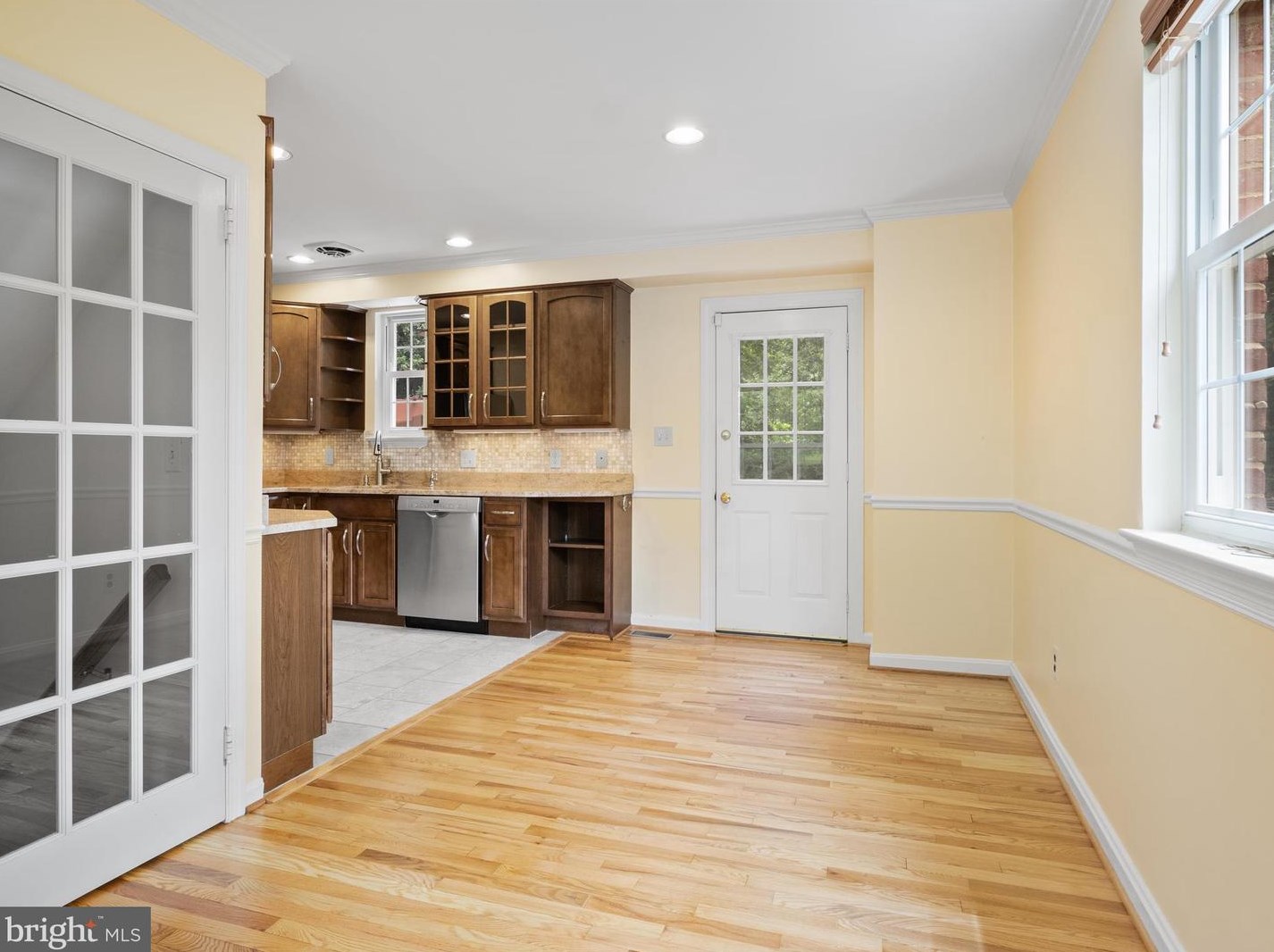 10617 Eastwood Ave, Silver Spring MD 20901-1728 exterior