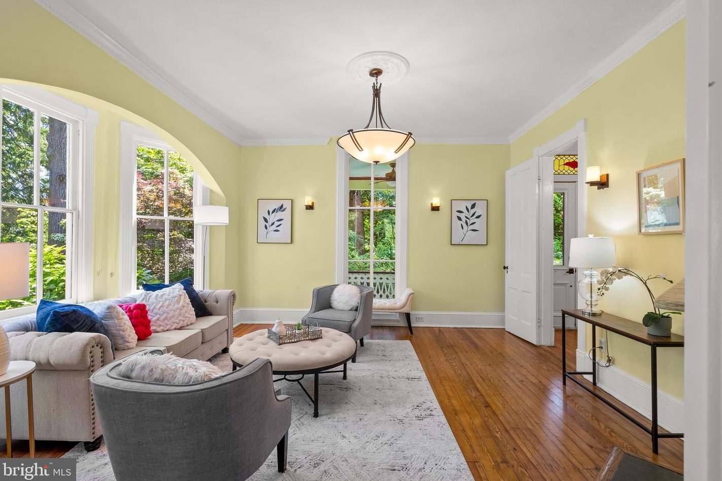 1102 Edgevale Rd, Silver Spring MD 20910-1612 exterior