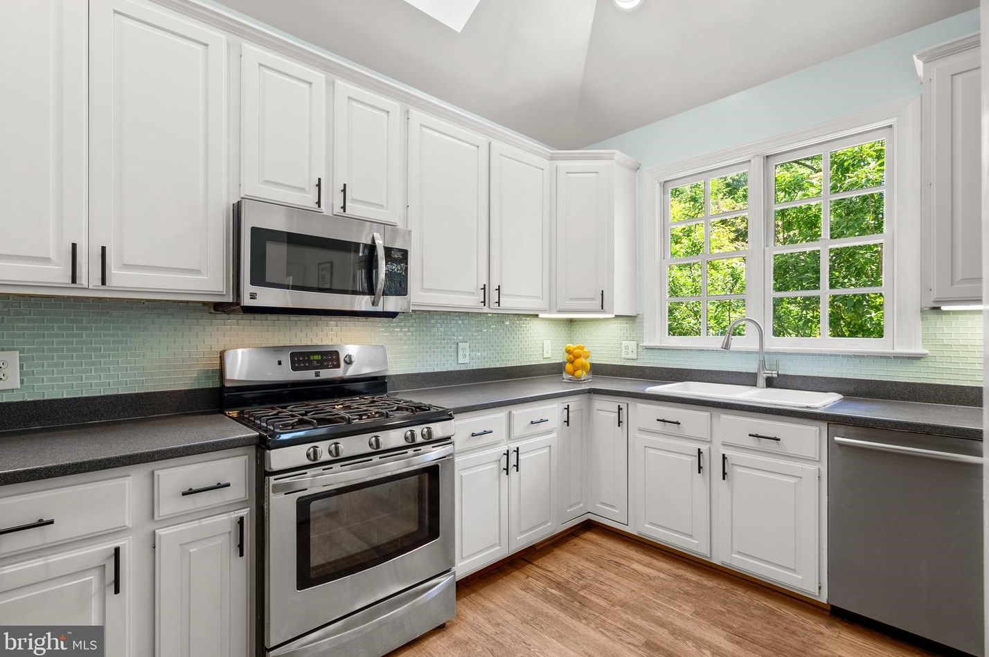 1102 Edgevale Rd, Silver Spring MD 20910-1612 exterior