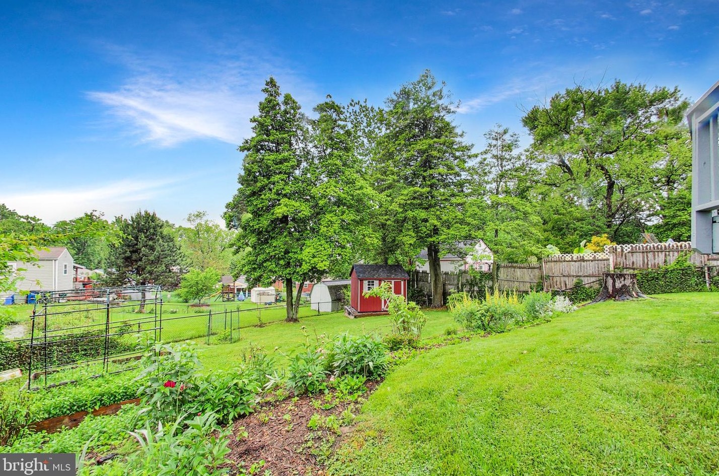 12602 Gould Rd, Silver Spring MD 20906-3827 exterior