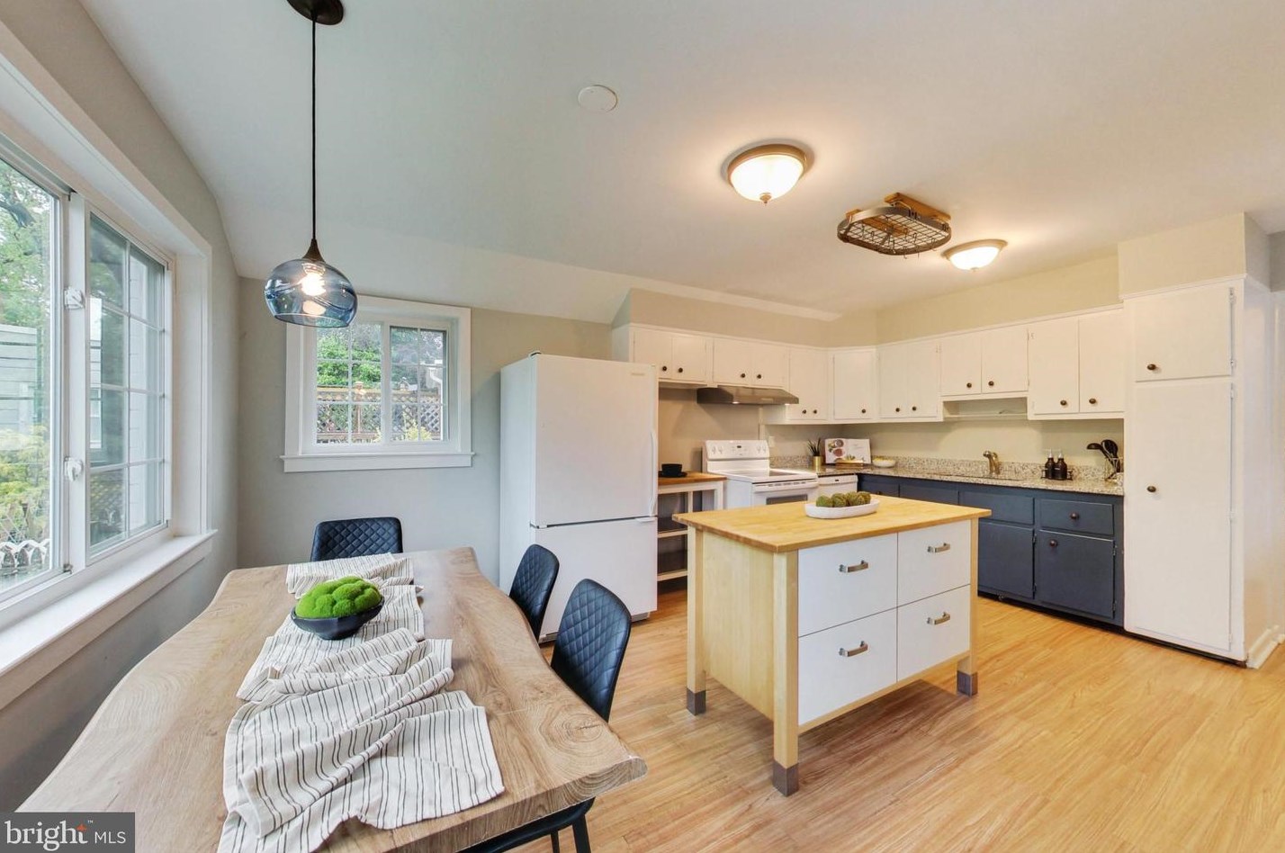 12602 Gould Rd, Silver Spring MD 20906-3827 exterior