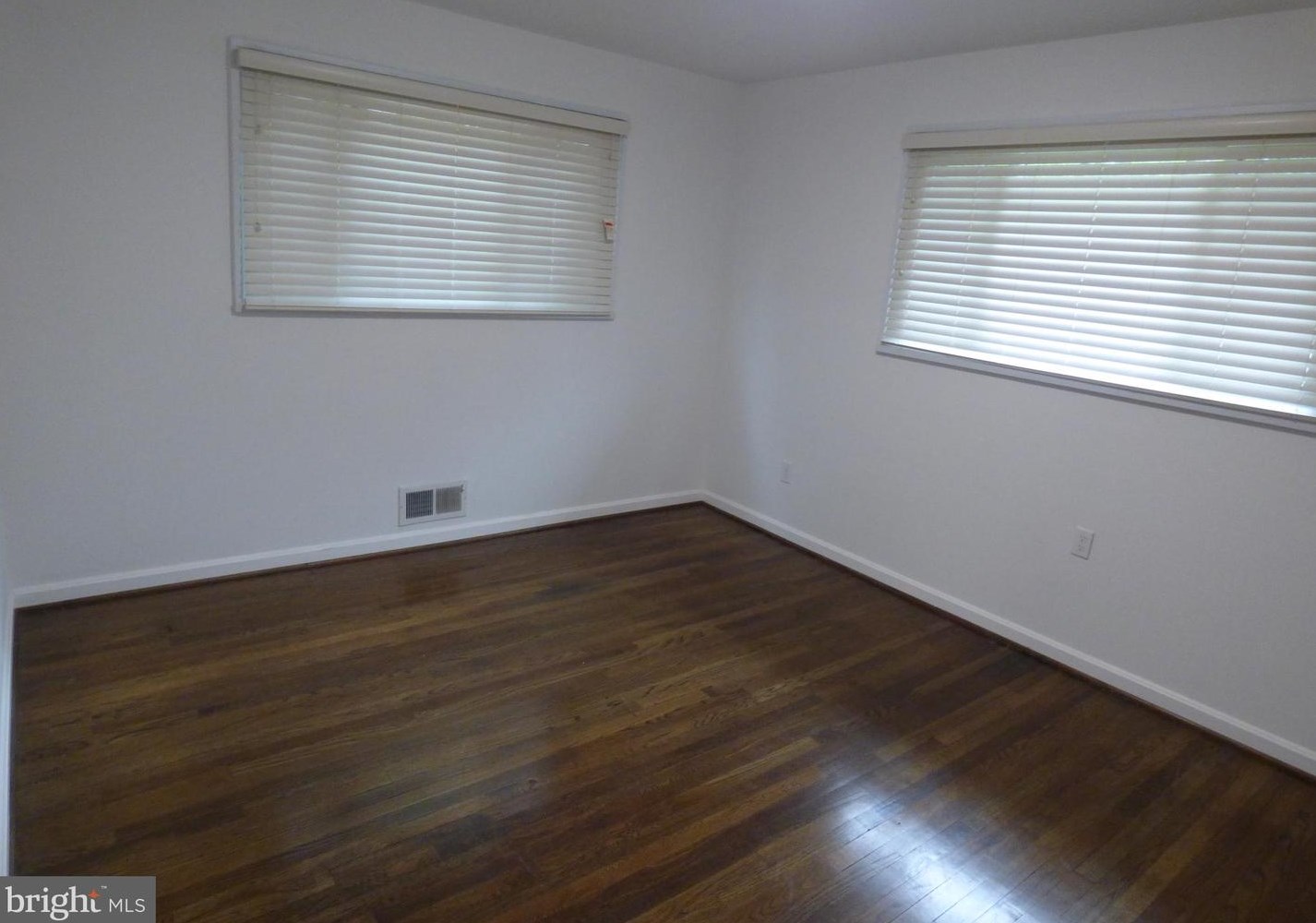 3307 Kayson St, Silver Spring MD 20906-3942 exterior