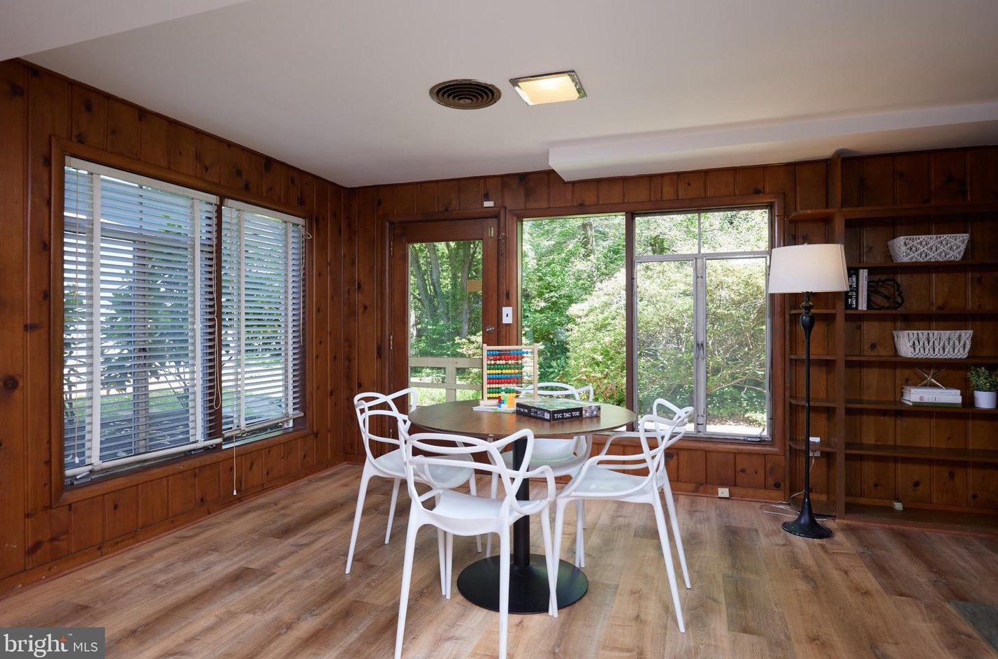 4901 Falstone Ave, Bethesda MD 20815-5539 exterior