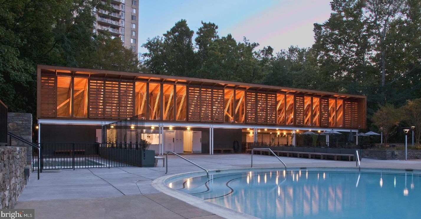 4901 Falstone Ave, Bethesda MD 20815-5539 exterior