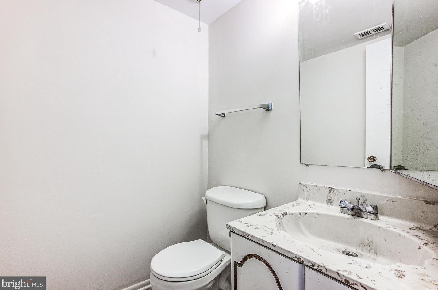 15007 Candover Ct, Silver Spring MD 20906-1743 exterior