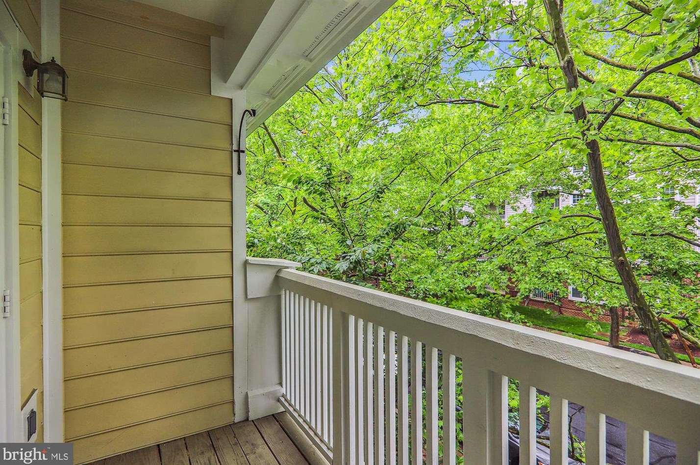 935 Beacon Square Ct, Gaithersburg, MD 20878-5450