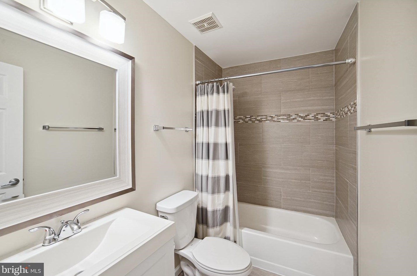 13 Long Green Ct, Silver Spring MD 20906-2053 exterior