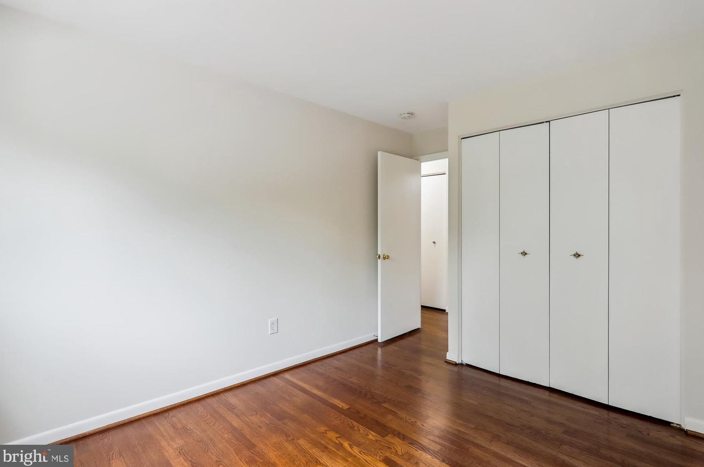 300 Lamberton Dr, Silver Spring MD 20902-3069 exterior