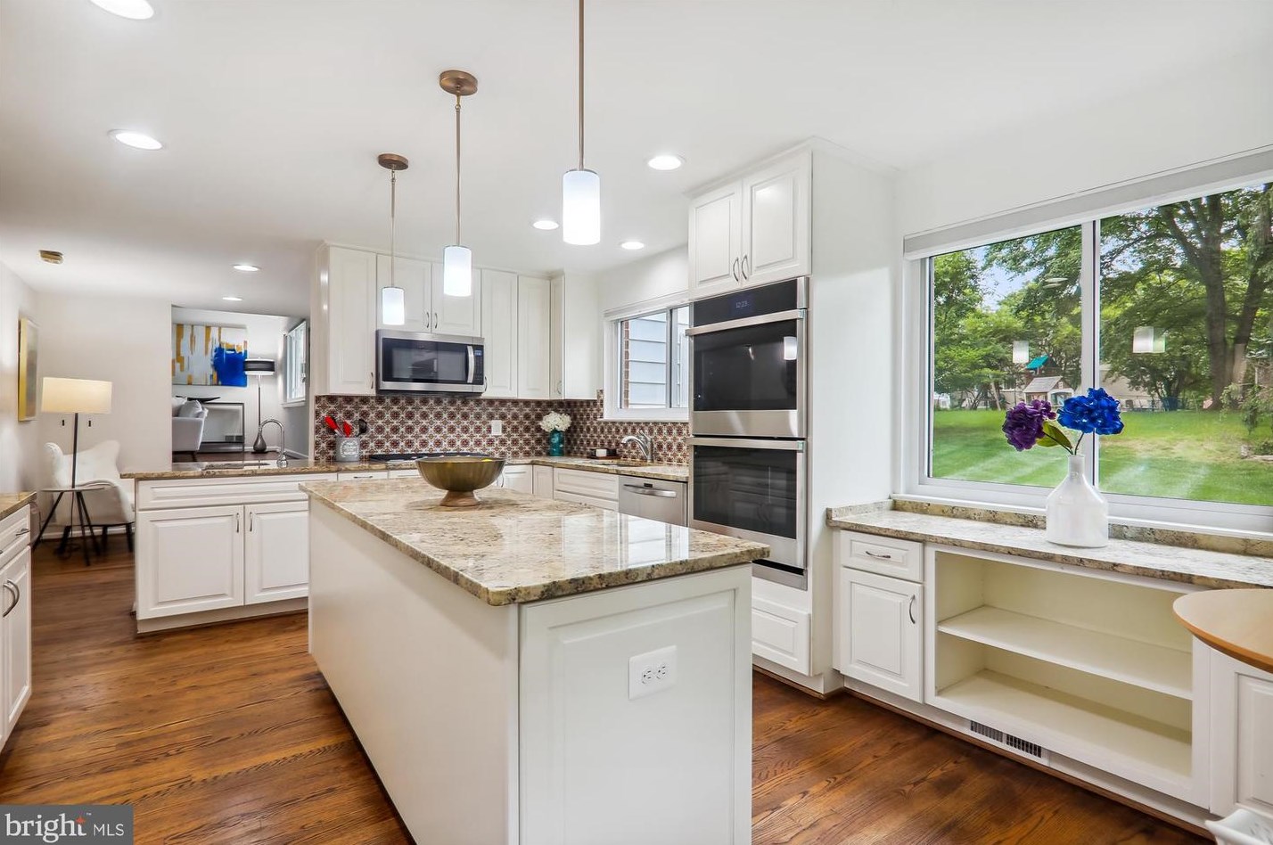 300 Lamberton Dr, Silver Spring MD 20902-3069 exterior