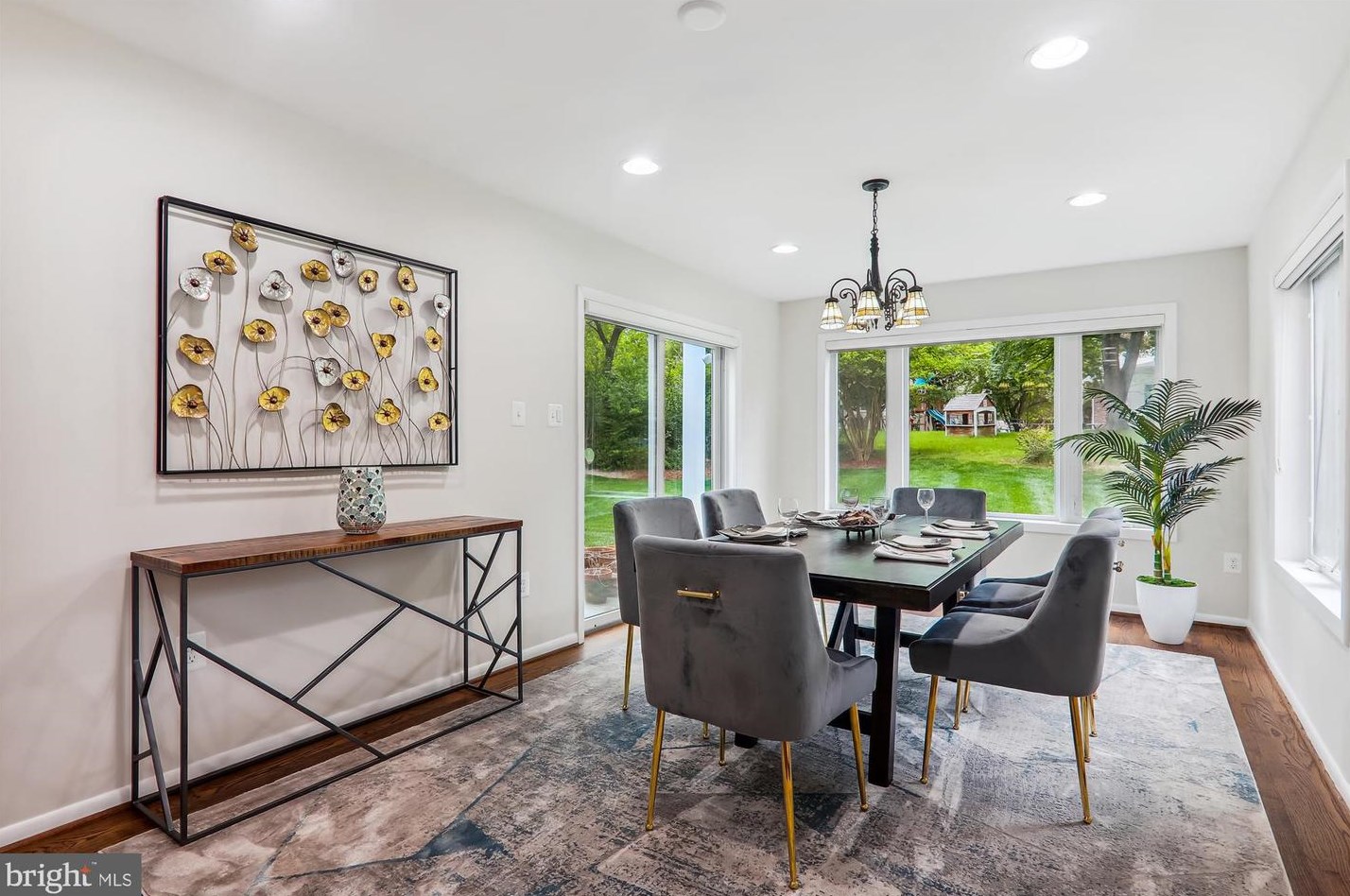 300 Lamberton Dr, Silver Spring MD 20902-3069 exterior