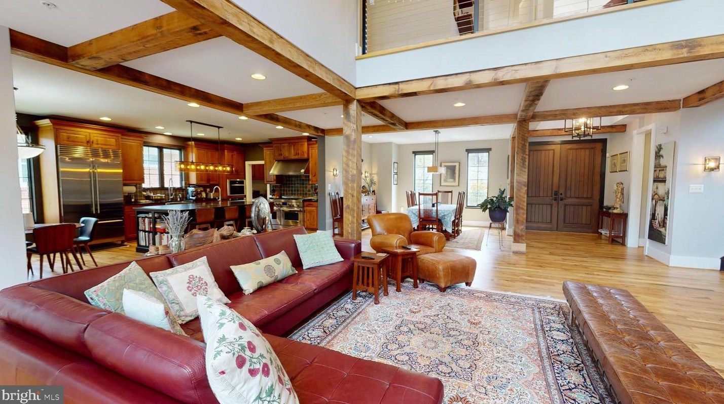 5510 Trent St, Bethesda, MD 20815