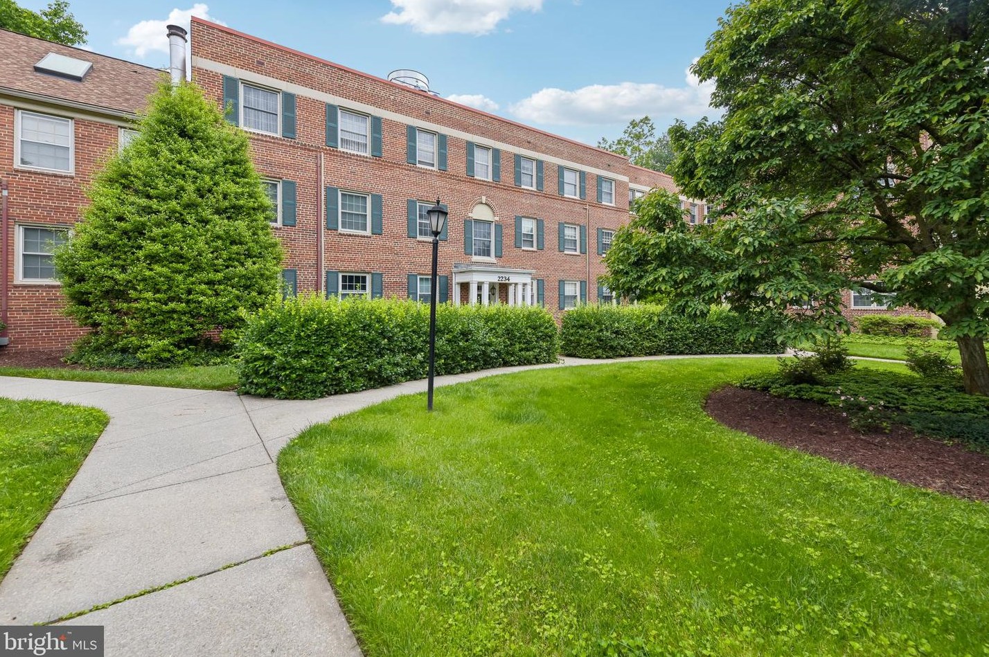 2234 Washington Ave, Silver Spring, MD 20910-2639