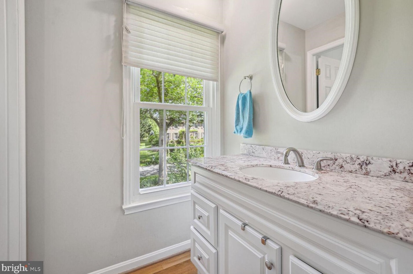 4608 Flower Vly Dr, Rockville MD 20853-1810 exterior