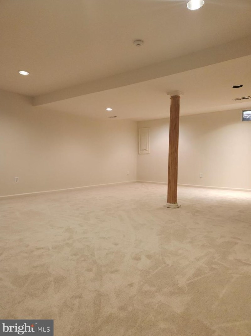 2615 Nisqually Ct, Silver Spring MD 20906-5701 exterior