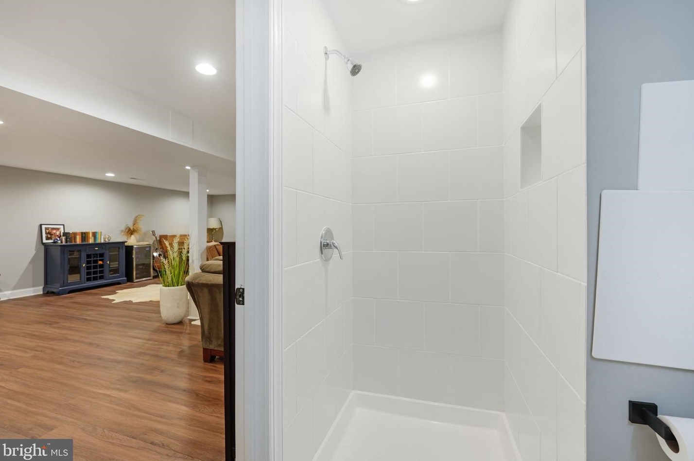 10301 Lariston Ln, Silver Spring MD 20903-1314 exterior