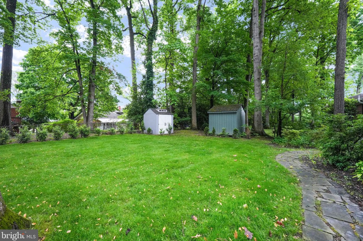 10301 Lariston Ln, Silver Spring MD 20903-1314 exterior