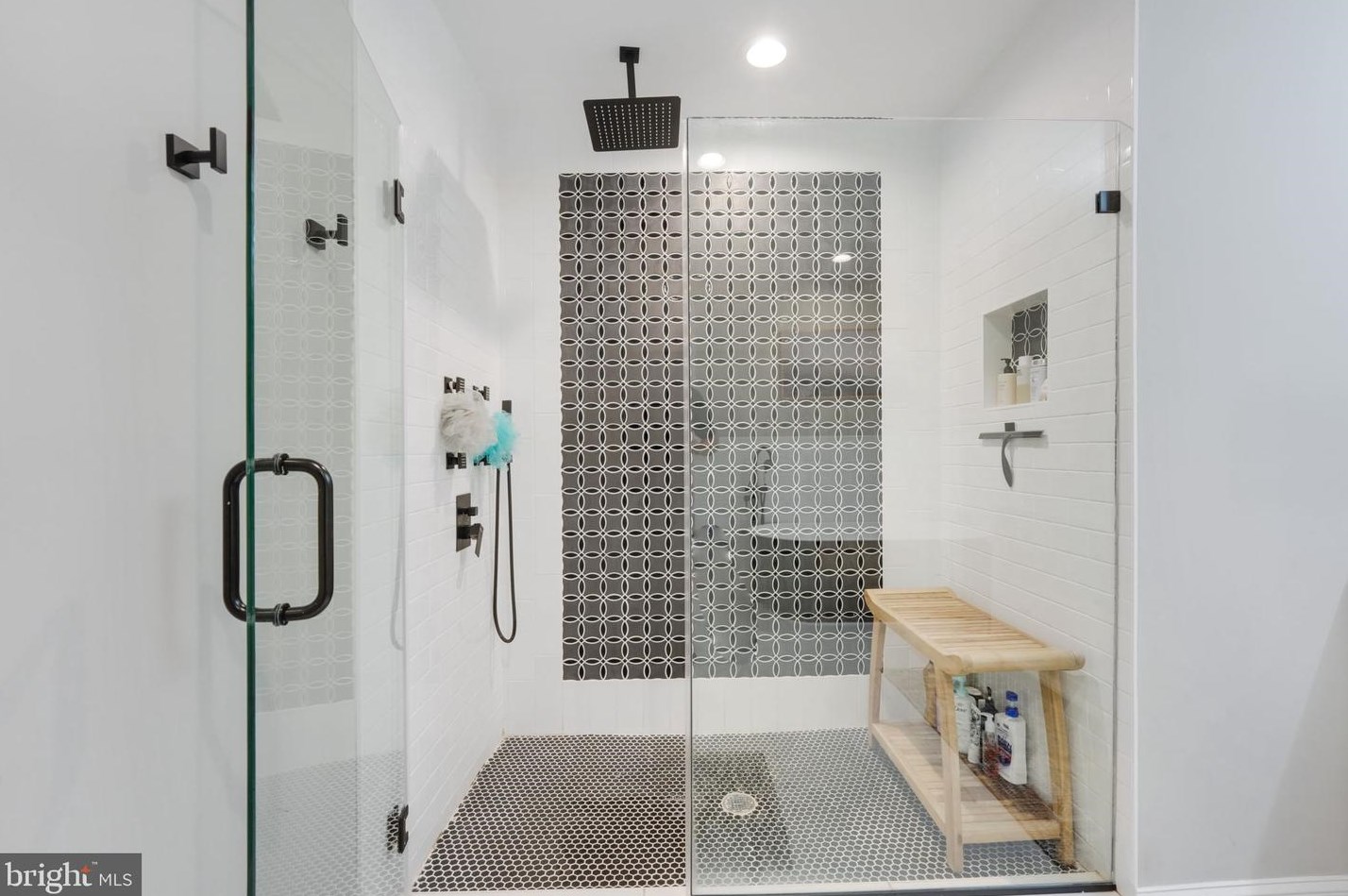 10301 Lariston Ln, Silver Spring MD 20903-1314 exterior