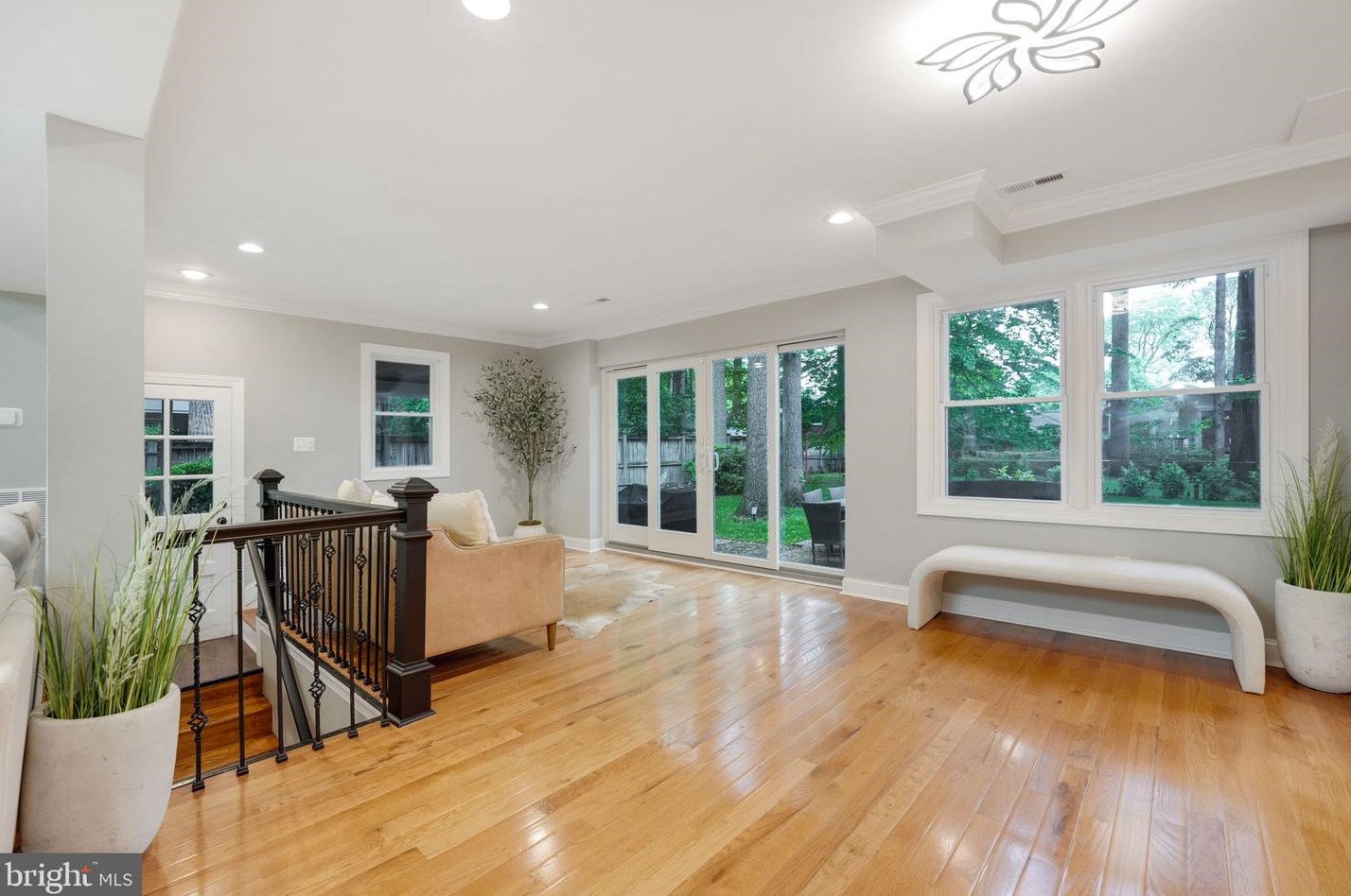 10301 Lariston Ln, Silver Spring MD 20903-1314 exterior