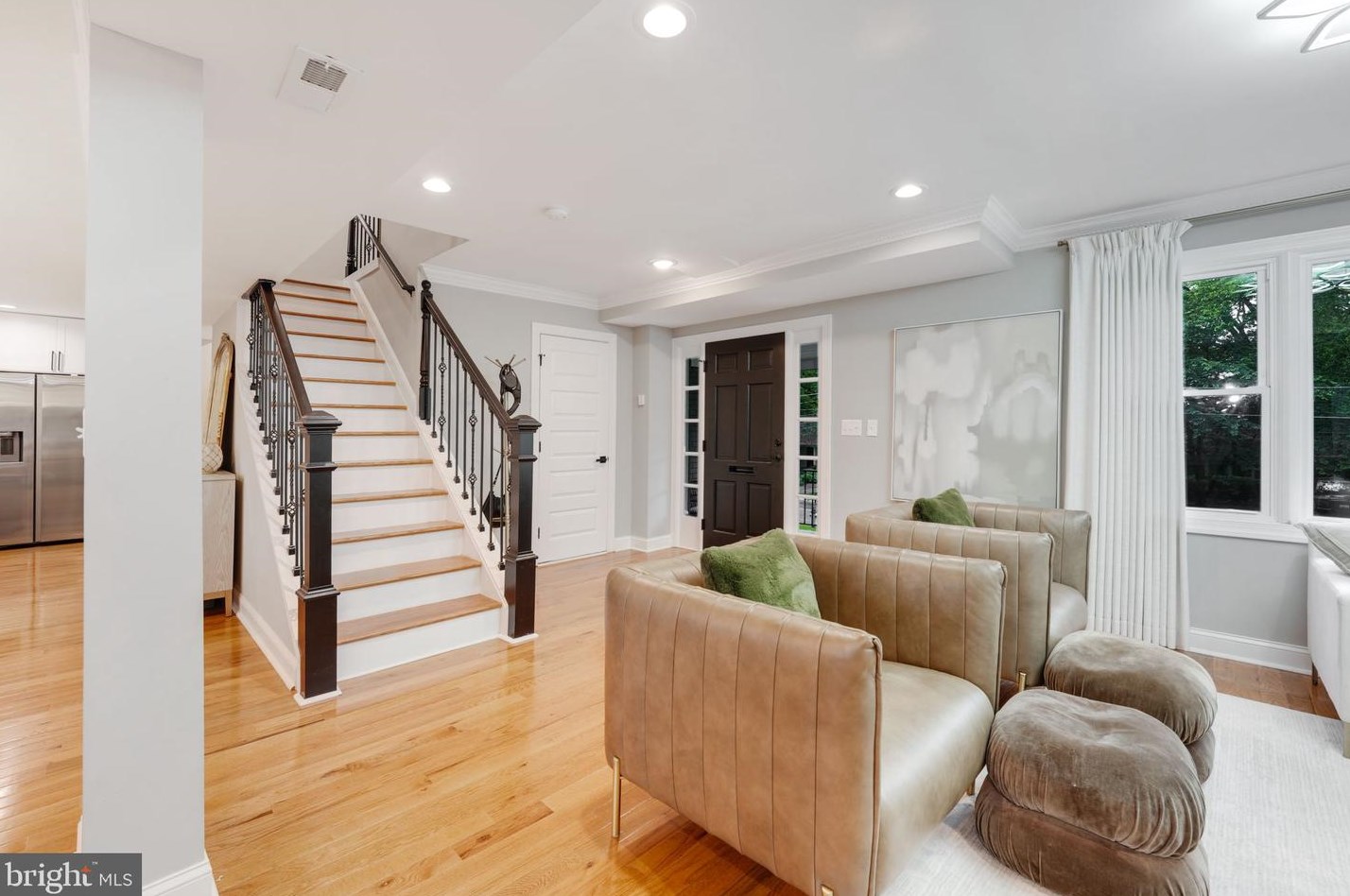 10301 Lariston Ln, Silver Spring MD 20903-1314 exterior