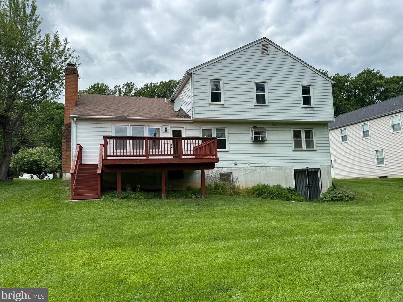 13305 Rippling Brook Dr, Silver Spring, MD 20906