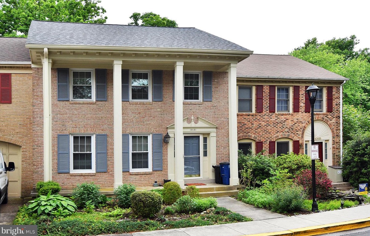 10121 Crestberry Pl, Bethesda, MD 20817-1255