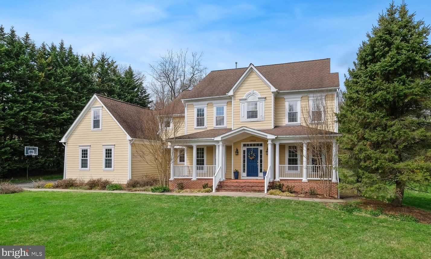 15506 Norman Dr, Gaithersburg, MD 20878-3574