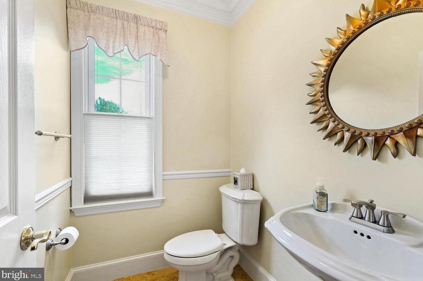 15506 Norman Dr, Gaithersburg MD 20878-3525 exterior