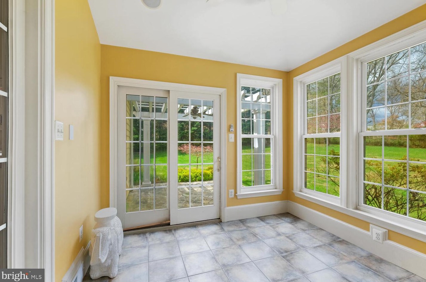 15506 Norman Dr, Gaithersburg MD 20878-3525 exterior