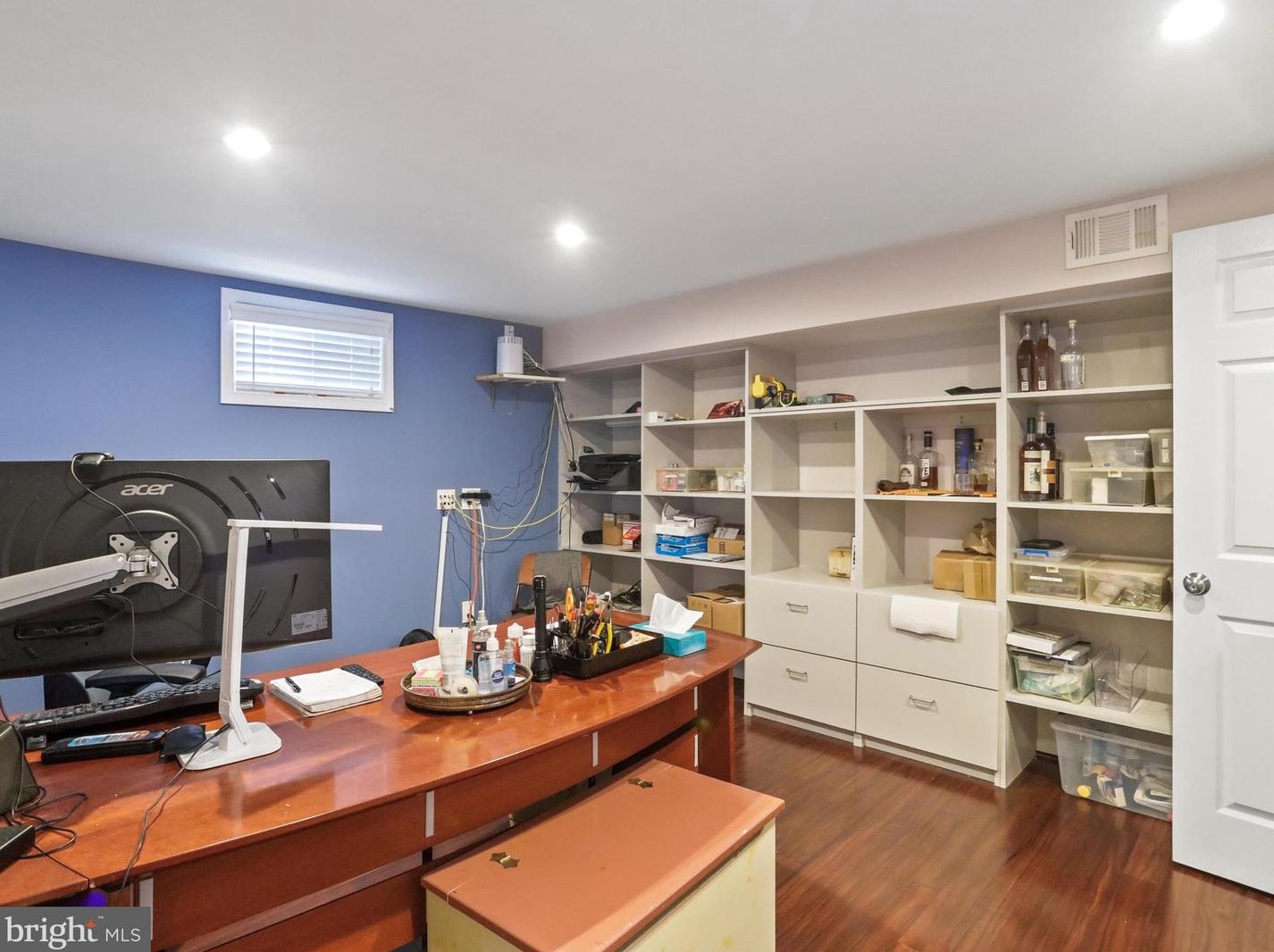 15604 Twin Vly Ct, Silver Spring MD 20906-1042 exterior