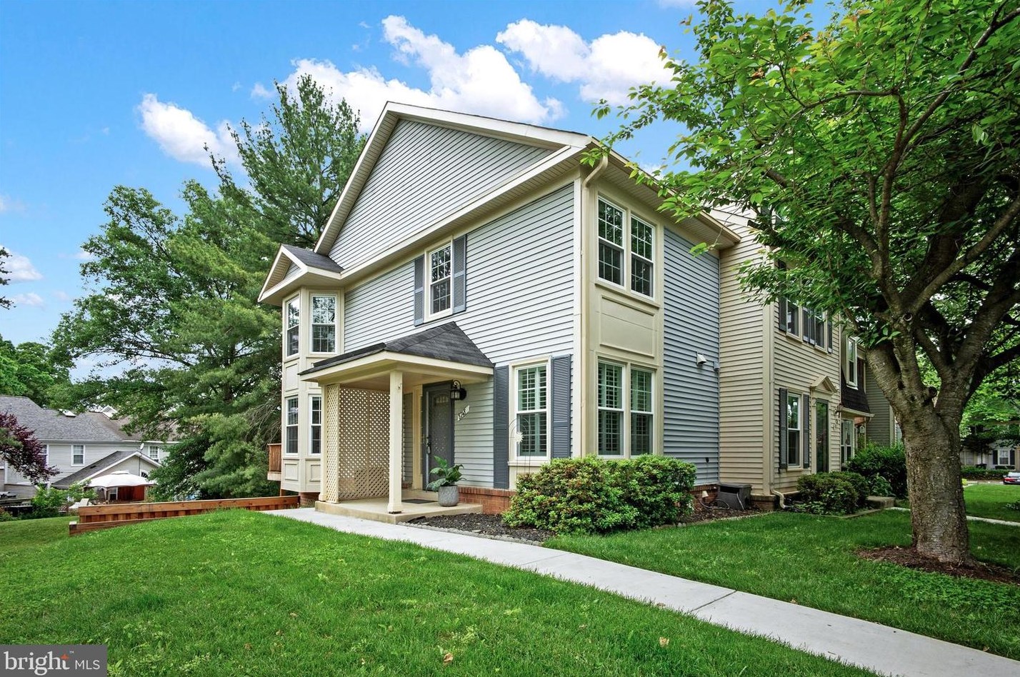 8748 Ravenglass, Gaithersburg, MD 20886