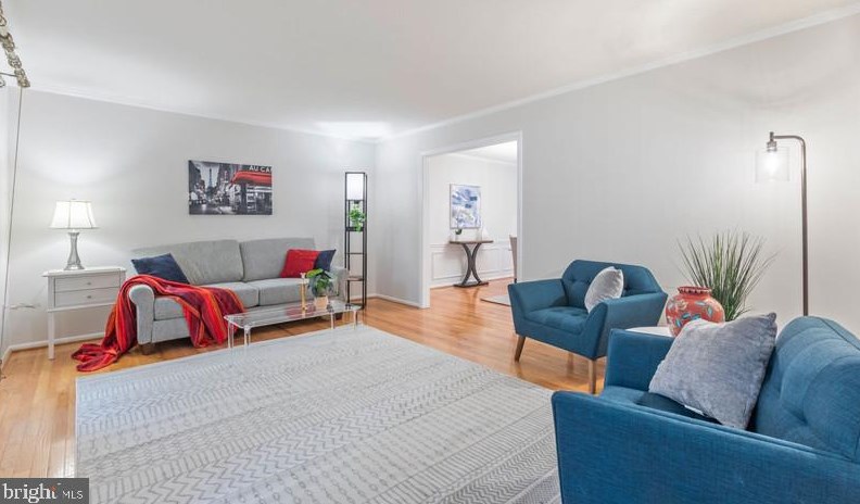 13219 Rippling Brk Dr, Silver Spring MD 20906-5314 exterior