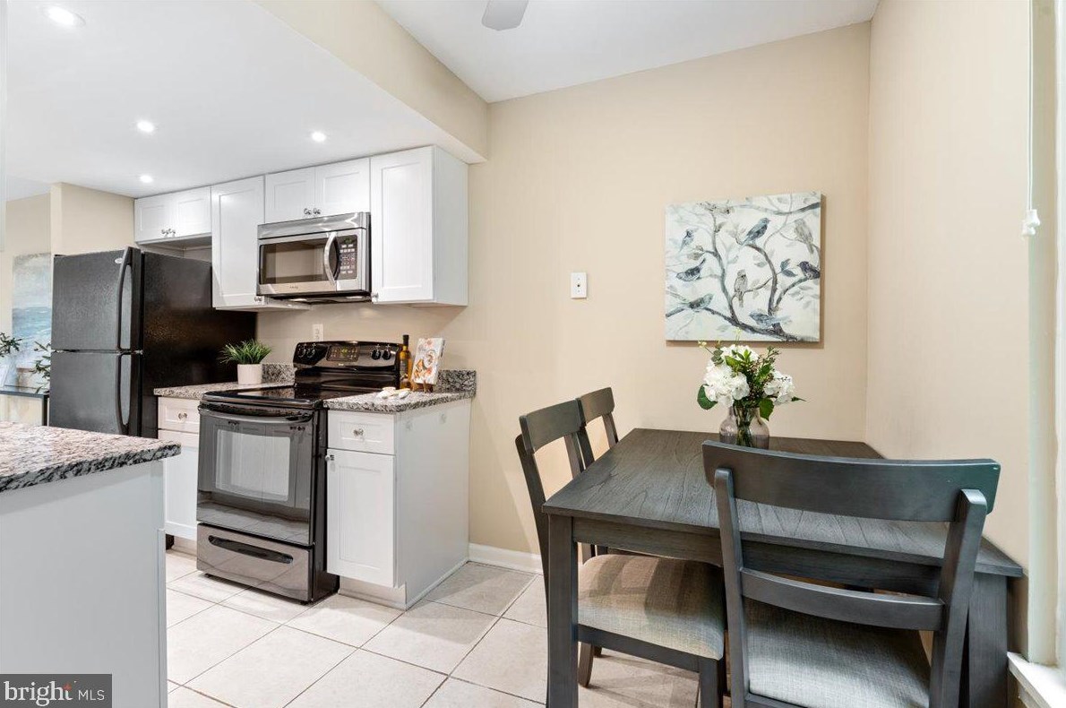 9620 Marston Ln, Gaithersburg MD 20886-5001 exterior