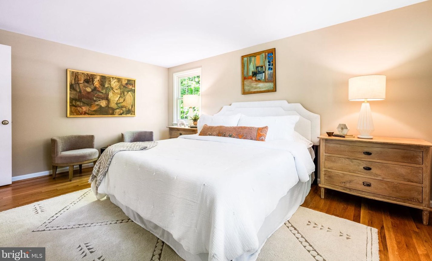 1830 Greenplace Ter, Rockville MD 20850-2942 exterior