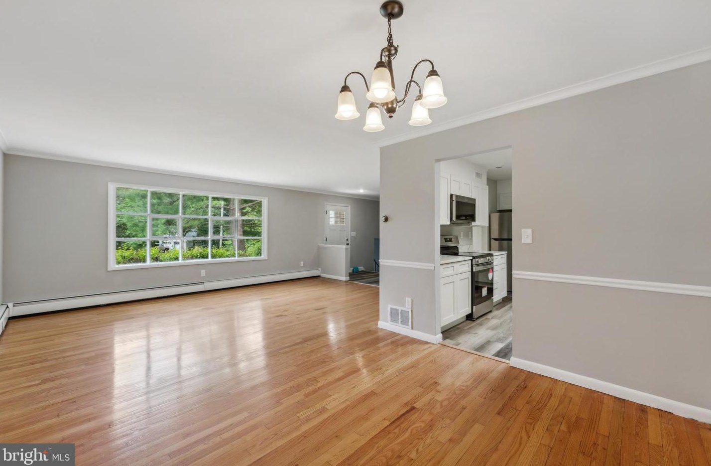 9109 Rosemont Dr, Gaithersburg, MD 20877