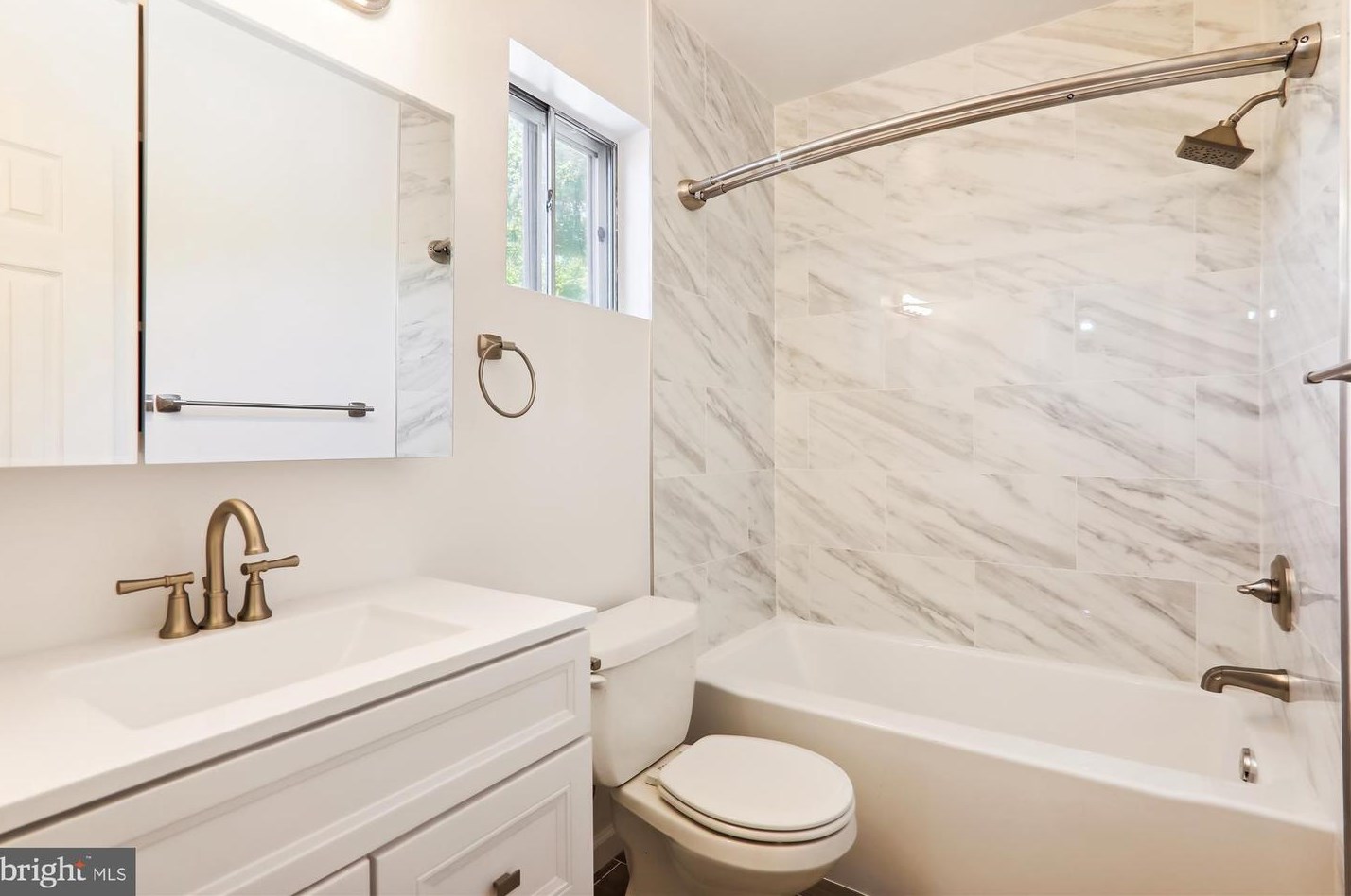 812 Venice Dr, Silver Spring MD 20904-2065 exterior