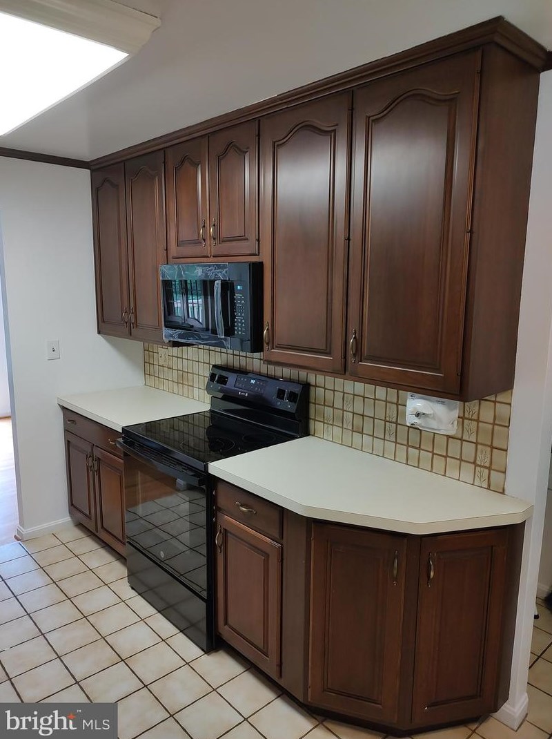 13217 Clifton Rd, Silver Spring, MD 20904