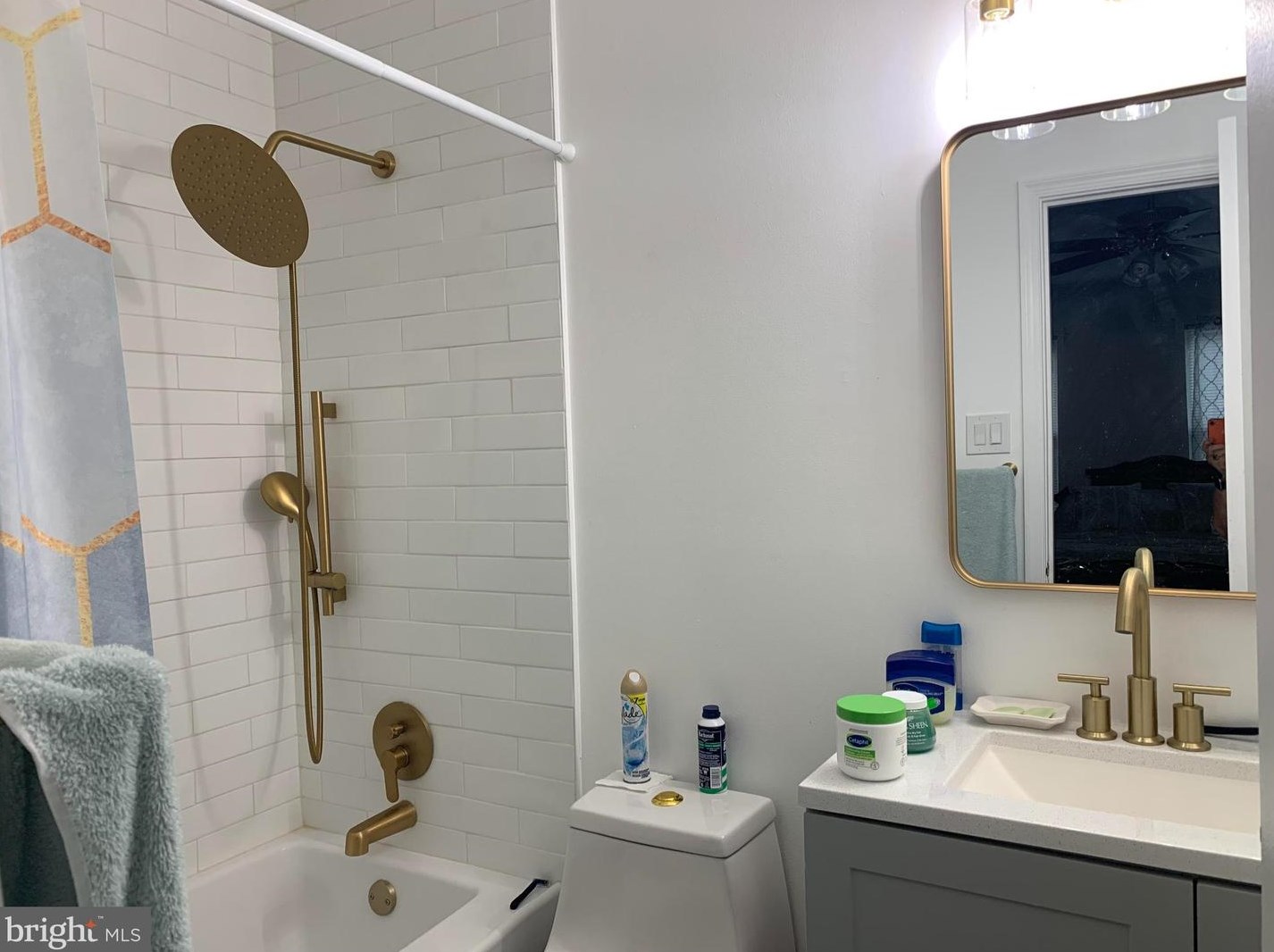 16 Wilcox Ct, Silver Spring MD 20906-5935 exterior