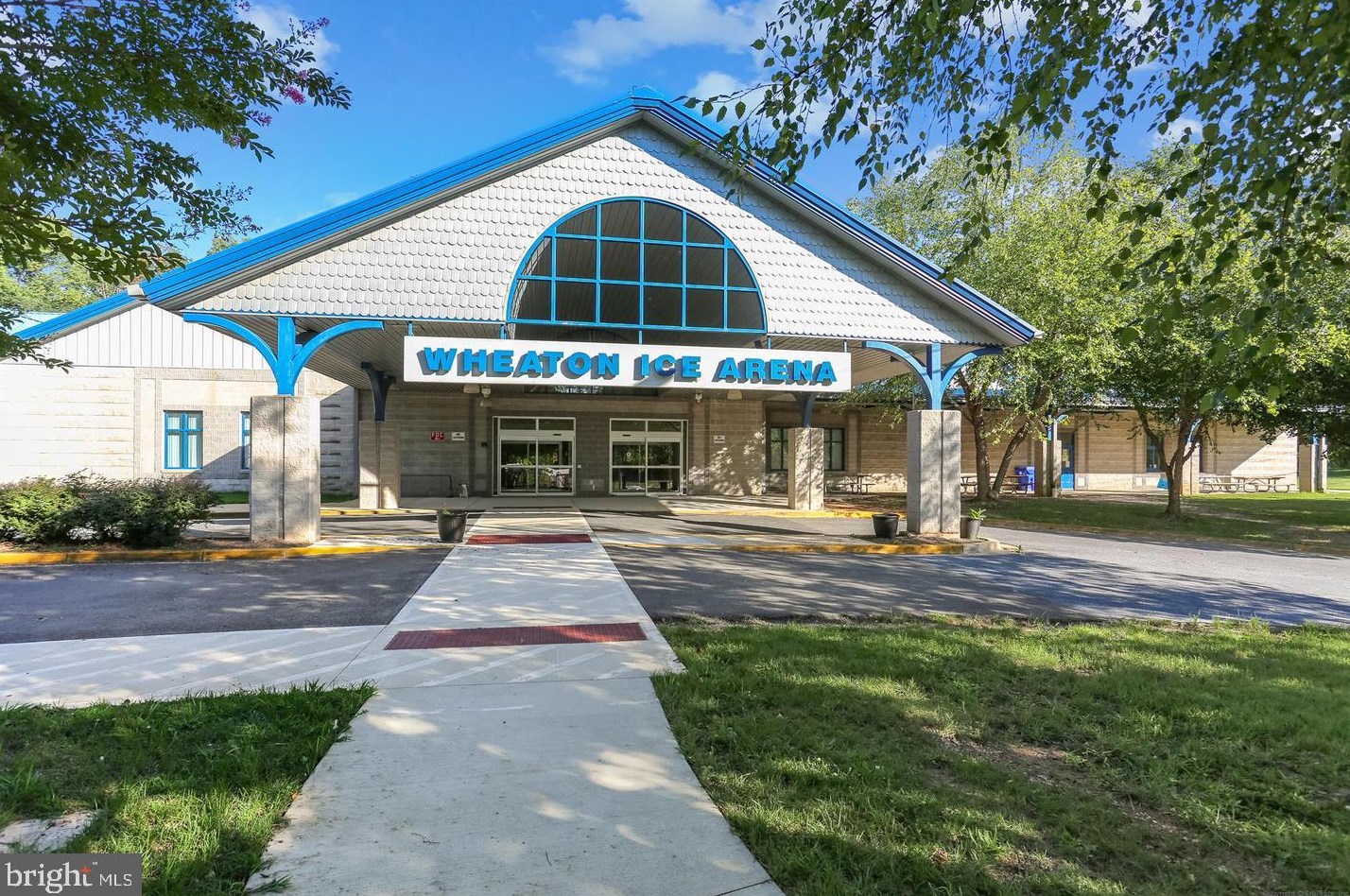 16 Wilcox Ct, Silver Spring MD 20906-5935 exterior