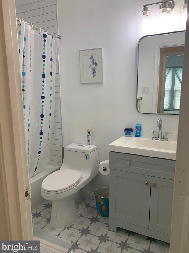 16 Wilcox Ct, Silver Spring MD 20906-5935 exterior