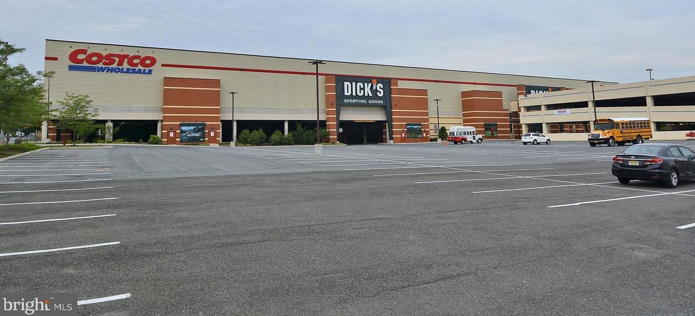 16 Wilcox Ct, Silver Spring MD 20906-5935 exterior