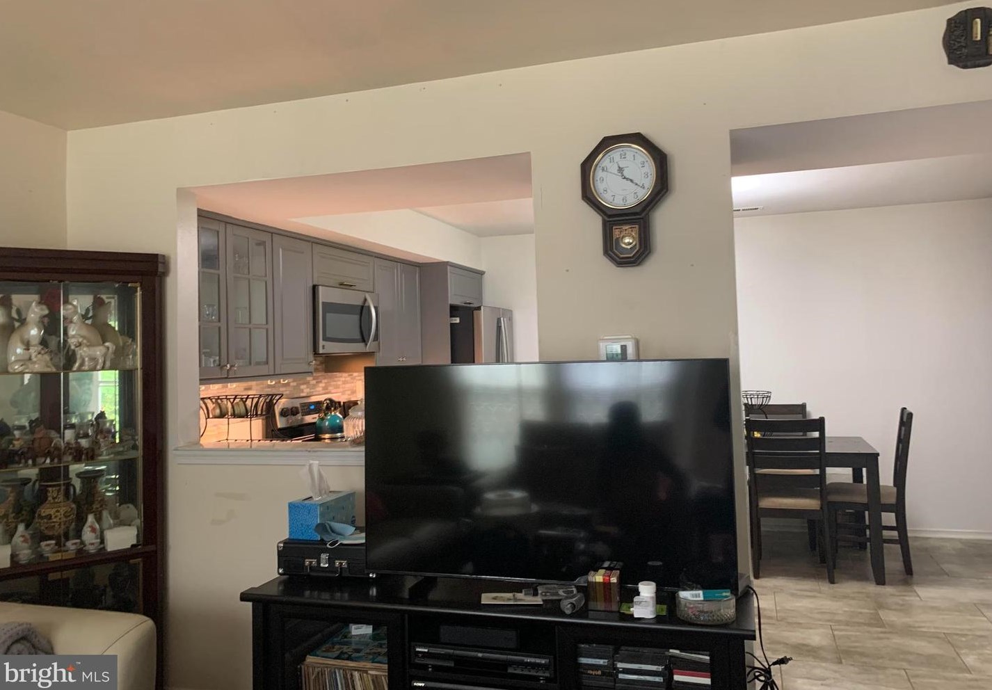 16 Wilcox Ct, Silver Spring MD 20906-5935 exterior