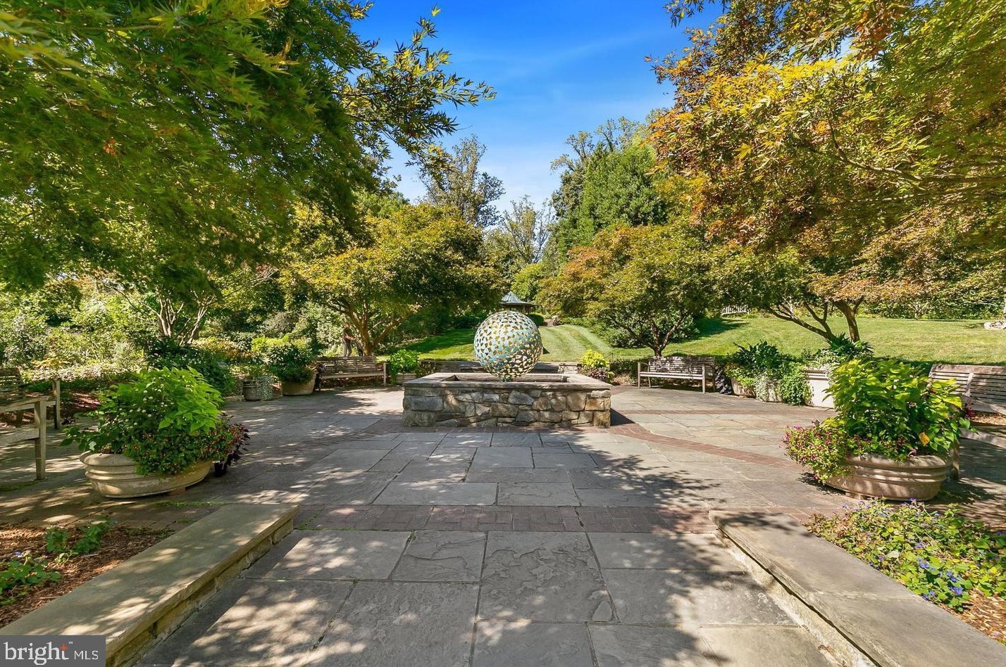 16 Wilcox Ct, Silver Spring MD 20906-5935 exterior